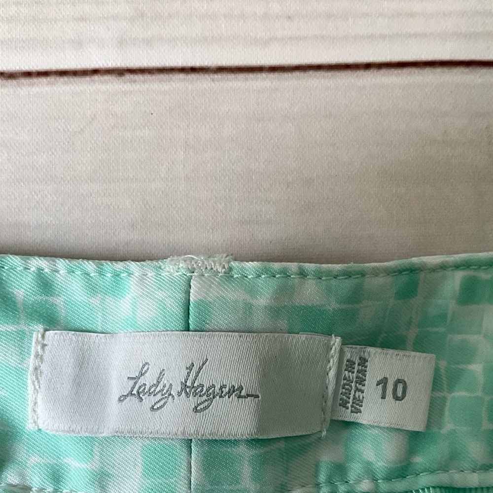 Lady Hagen Golf Shorts Size 10 Aqua Mint Geometric Print Stretchy Flat Front - Picture 6 of 7